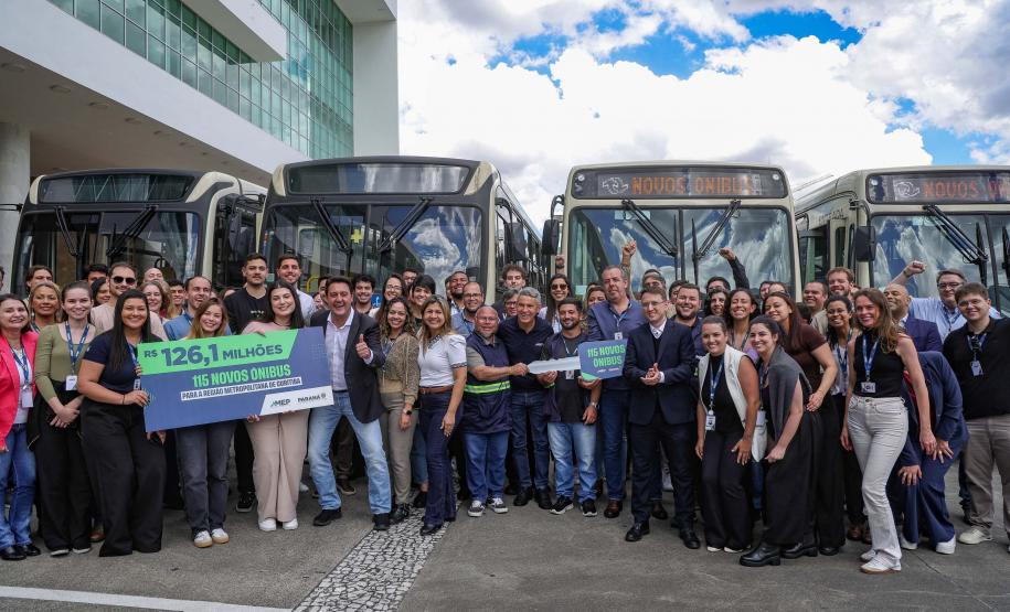 Cidades da Região Metropolitana de Curitiba ganham 115 novos ônibus para transporte coletivo