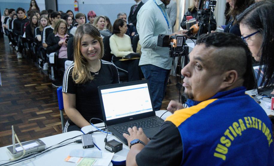 Semana do Voto Jovem: escolas estaduais se engajam para emissão do Título de Eleitor