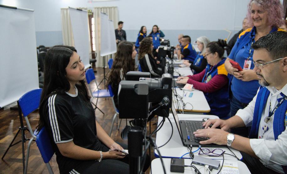 Semana do Voto Jovem: escolas estaduais se engajam para emissão do Título de Eleitor