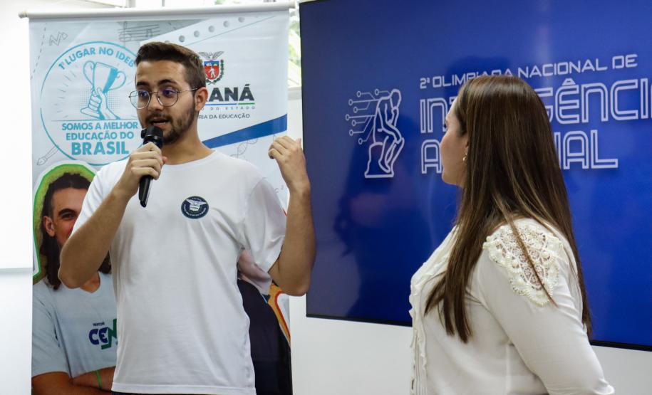 Alunos do Paraná recebem 65 medalhas da Olimpíada Nacional de Inteligência Artificial