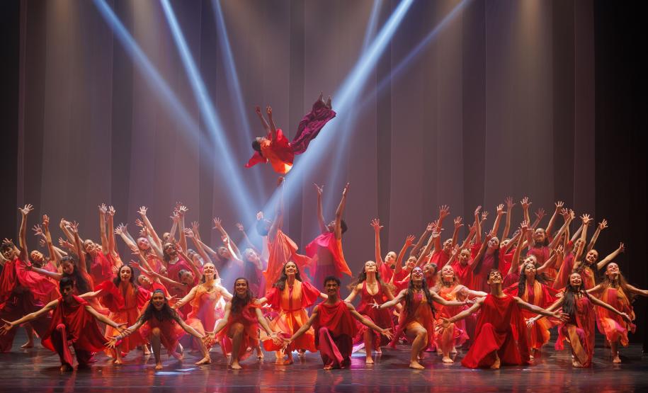 Três novidades no MON, Natal no Guaíra e estreia no MUPA estão na agenda cultural