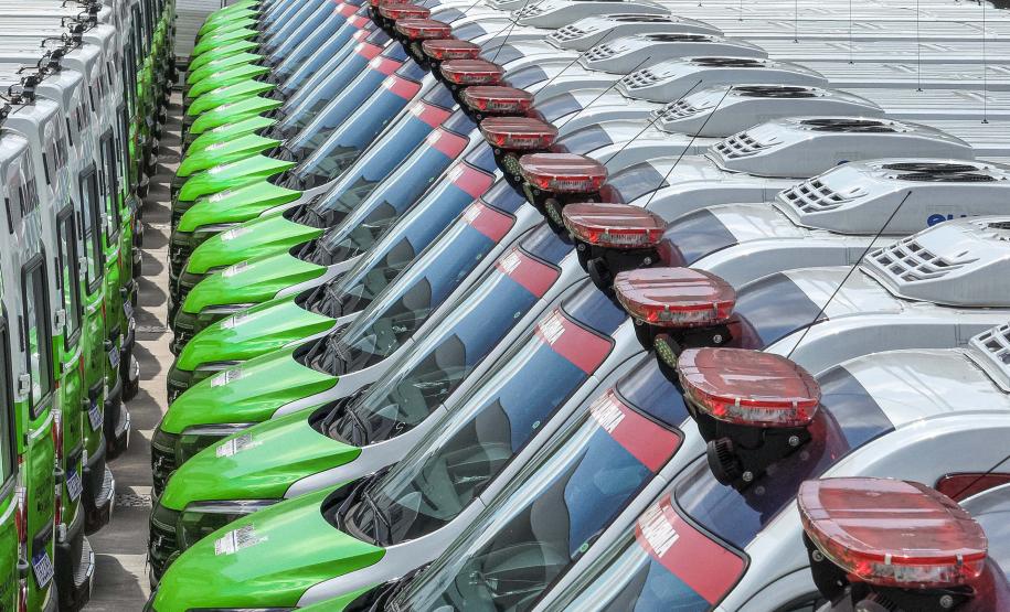 Governador entrega 150 ambulâncias com UTIs para todas as regiões do Paraná