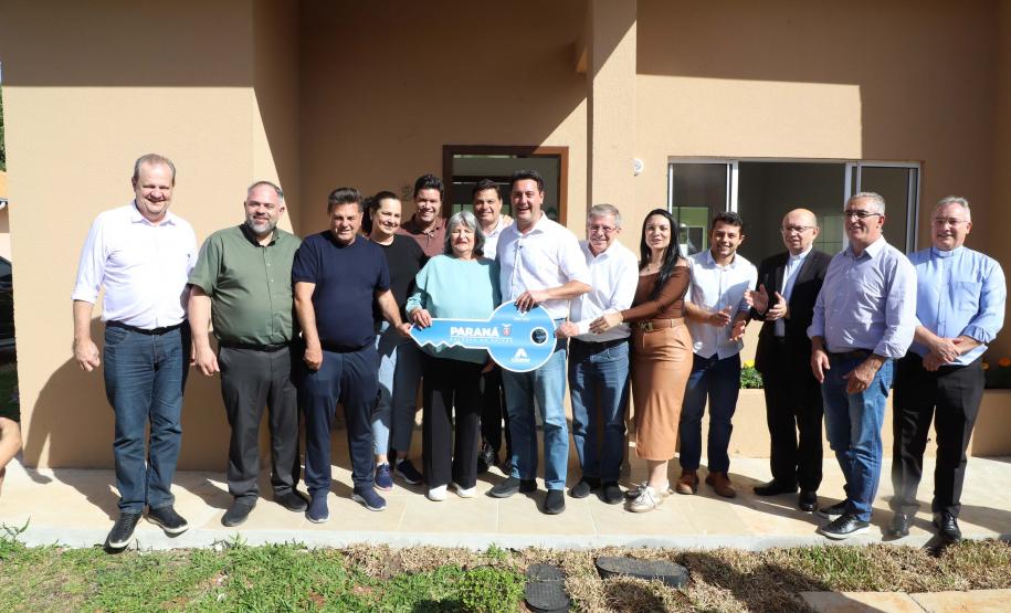 Governador inaugura o Condomínio do Idoso de Guarapuava, o 8° do Estado