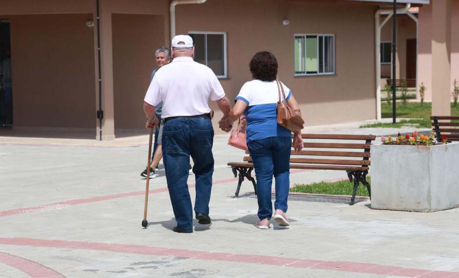Governador inaugura o Condomínio do Idoso de Guarapuava, o 8° do Estado
