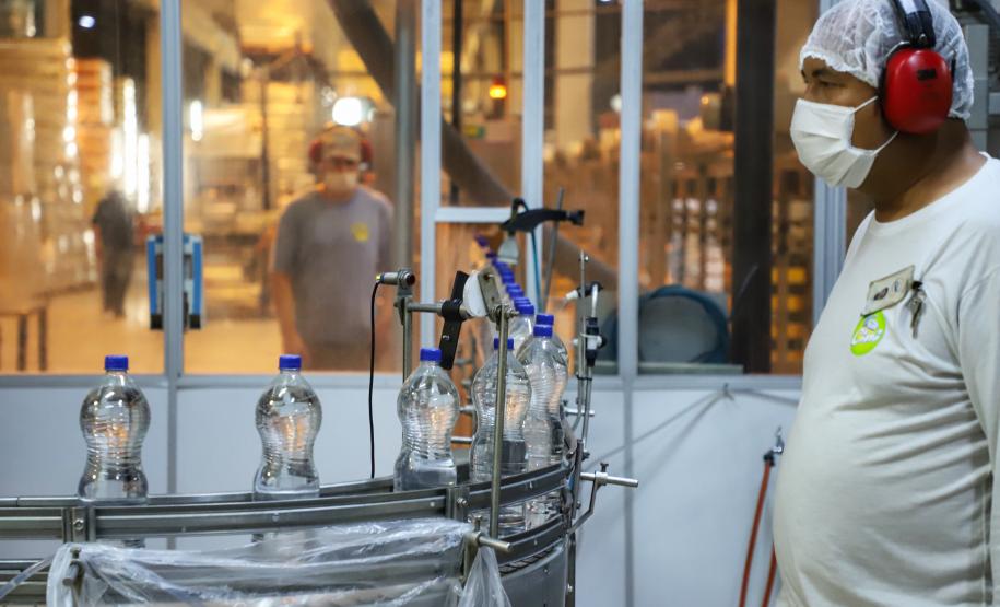 Indústria do Paraná tem terceiro melhor desempenho do País em novembro de 2025