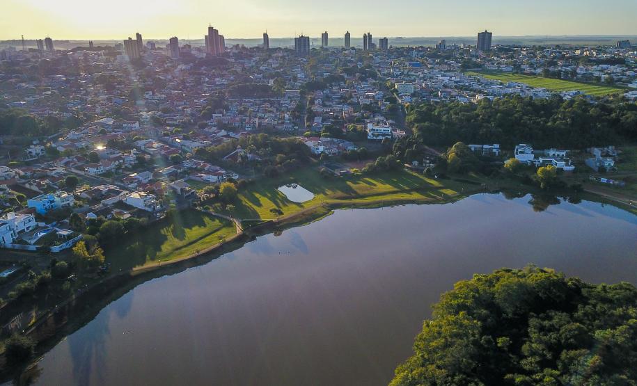 Liberdade econômica: Paraná é o estado com mais atividades dispensadas de alvará no Brasil