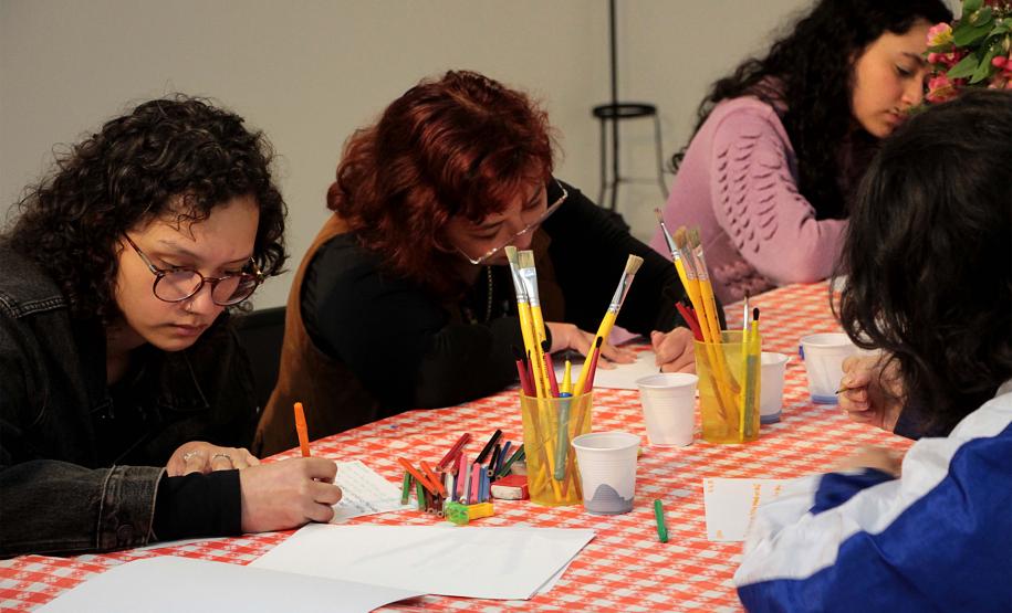 Ana Castela, Paralamas do Sucesso e comédia no teatro marcam a agenda cultural