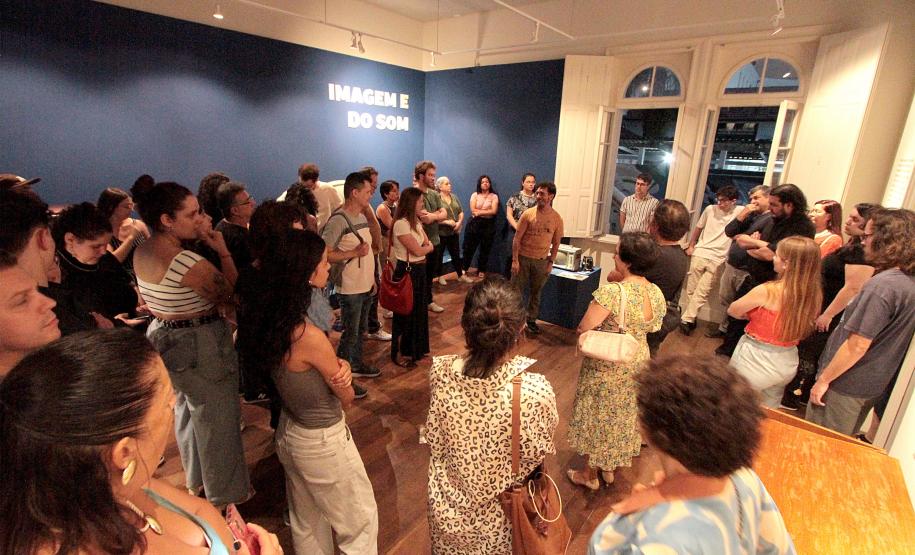 Ana Castela, Paralamas do Sucesso e comédia no teatro marcam a agenda cultural