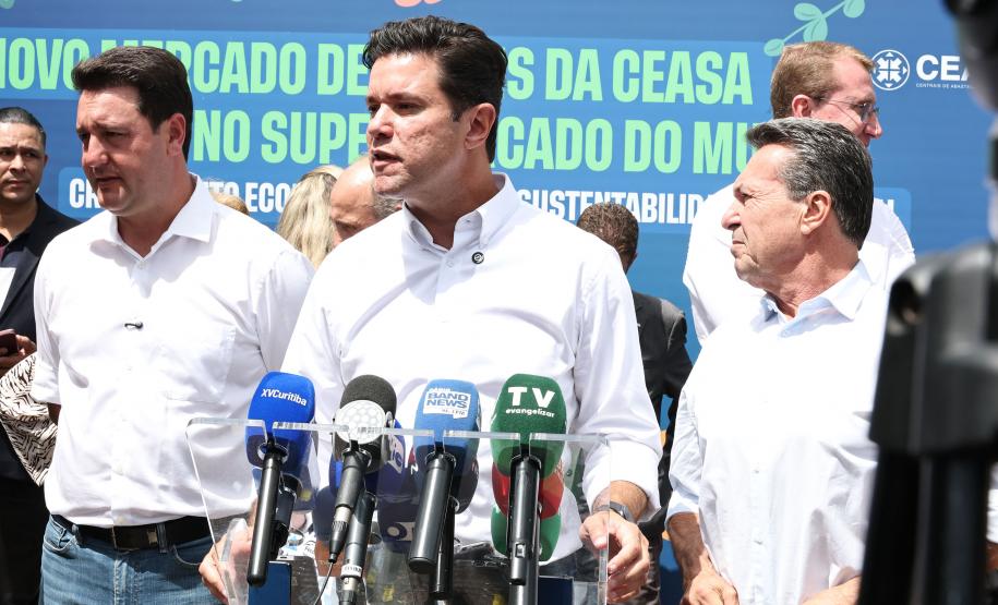 Ratinho Junior assina ordem de serviço do novo Mercado de Flores da Ceasa Curitiba