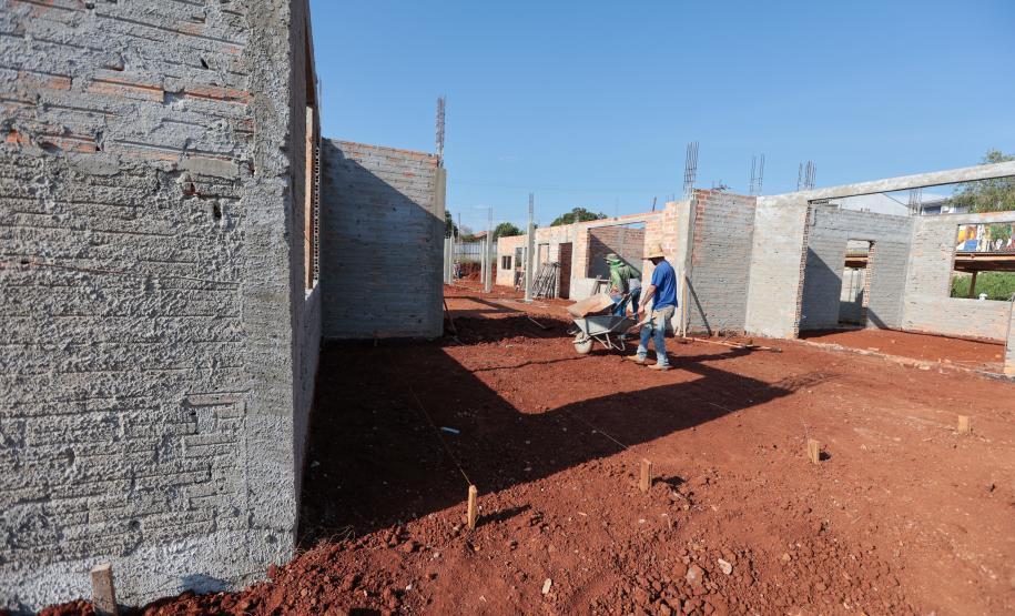 Construção de creche no município de Laranjal.