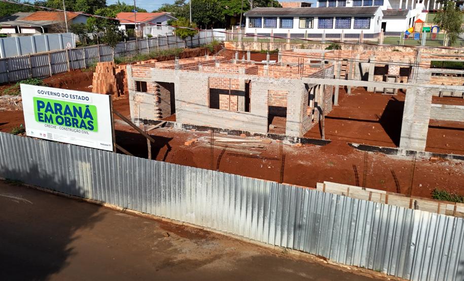 Construção de creche no município de Laranjal.