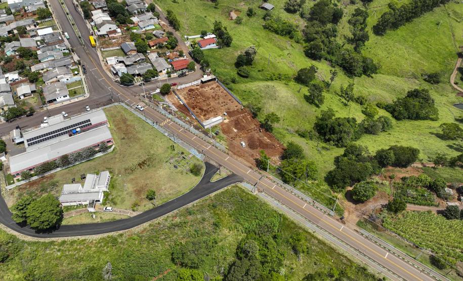 Construção de creche no município de Laranjal.