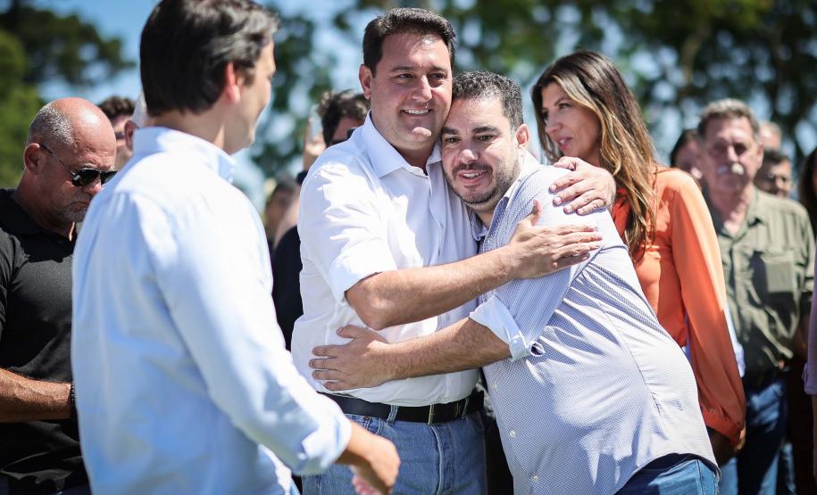 Ratinho Junior entrega 243 drones para monitoramento aéreo das forças de segurança do Paraná
