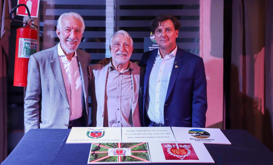 Cerimônia oficializa Curitiba como Capital do Turismo Ferroviário