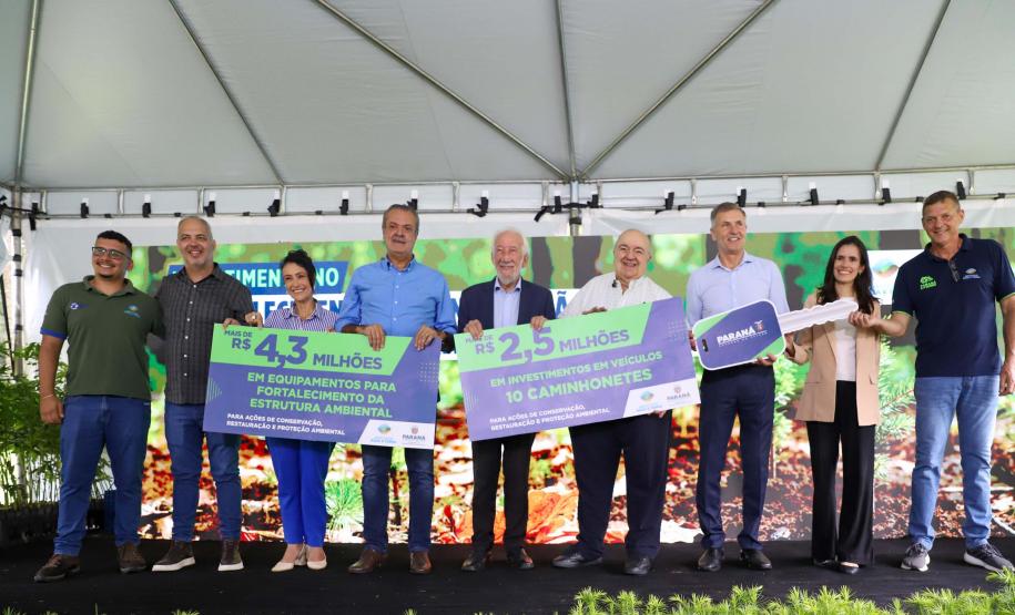 Governo entrega equipamentos e carros para reforçar cuidados com Unidades de Conservação