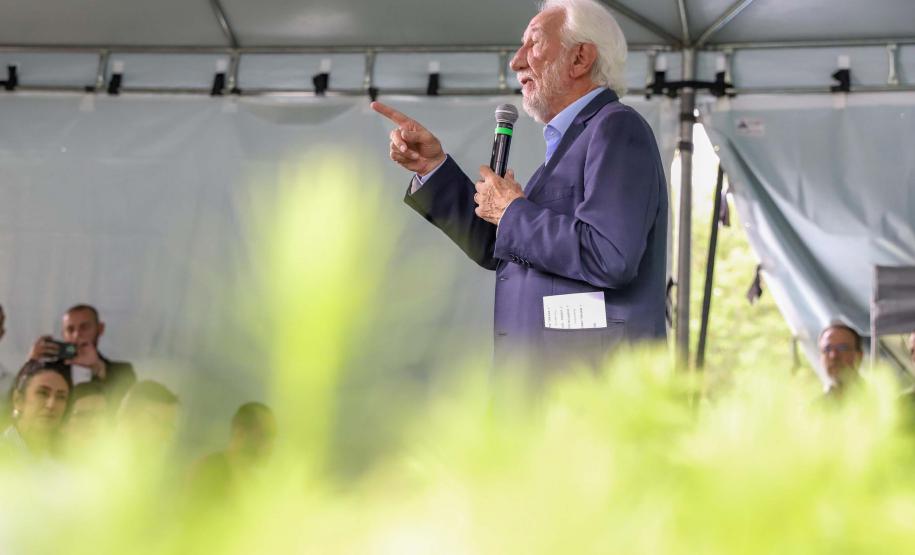 Governo entrega equipamentos e carros para reforçar cuidados com Unidades de Conservação