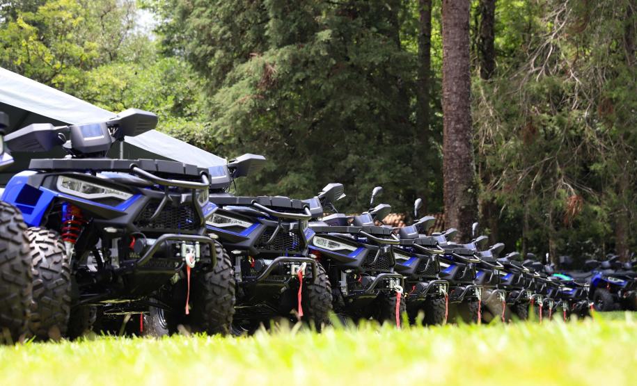 Governo entrega equipamentos e carros para reforçar cuidados com Unidades de Conservação