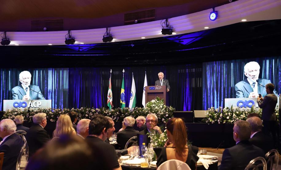 Piana participa da posse do novo presidente da Associação Comercial do Paraná