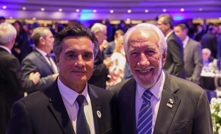 Piana participa da posse do novo presidente da Associação Comercial do Paraná