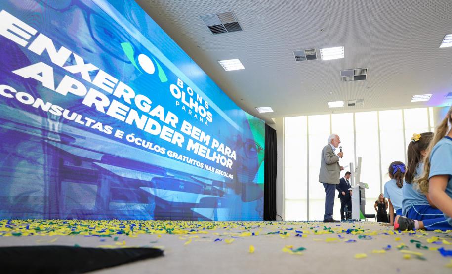 Estado lança 2ª fase do Programa Bons Olhos Paraná para atender mais 540 mil alunos