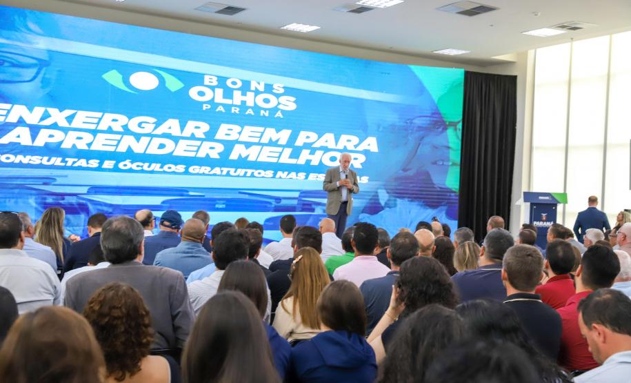 Estado lança 2ª fase do Programa Bons Olhos Paraná para atender mais 540 mil alunos