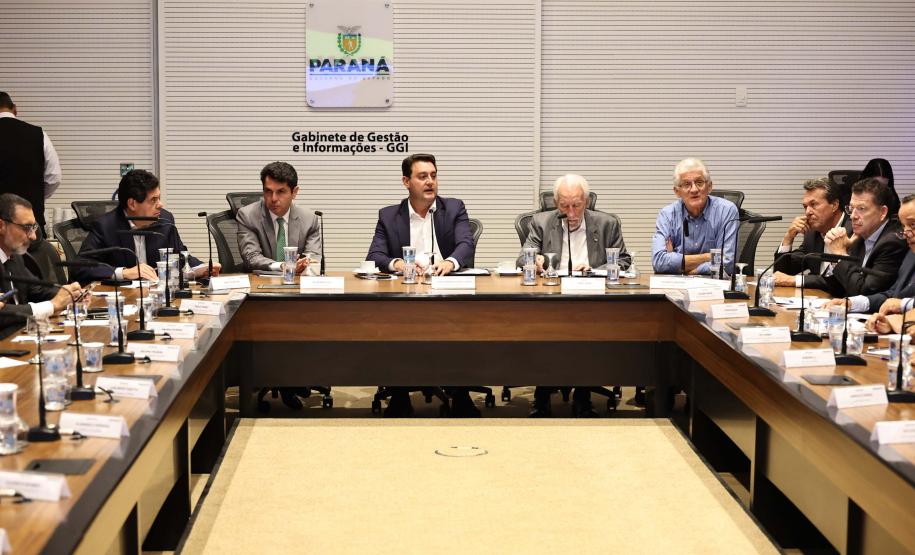 Estado e MBRF reafirmam R$ 375 milhões em investimentos para cadeia de alimentos