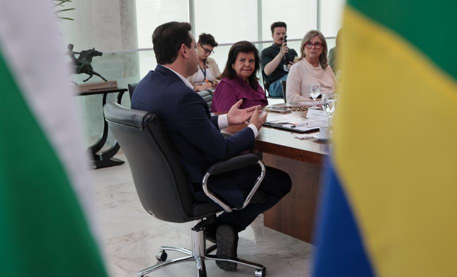 O governador Carlos Massa Ratinho Junior recebe nesta segunda-feira (23) representantes do Grupo Mulheres do Brasil.