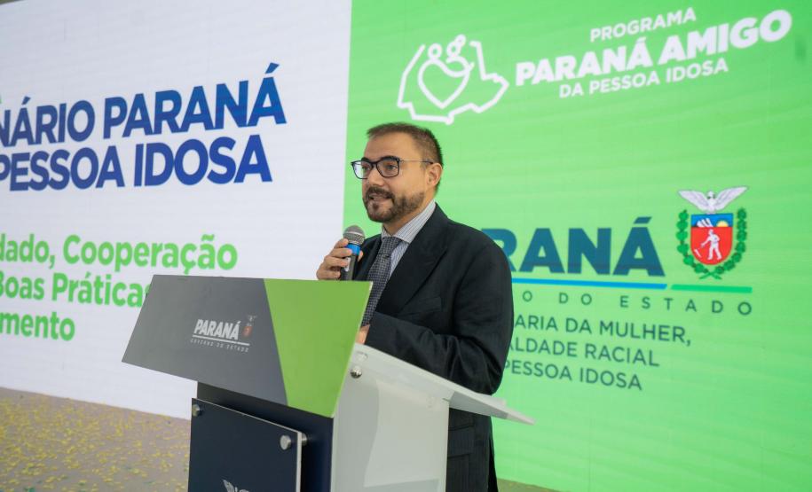 Paraná lança Cadastro do Cuidador e reforça cooperação em políticas para pessoa idosa