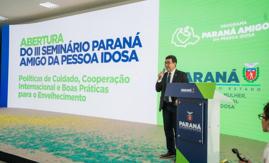 Paraná lança Cadastro do Cuidador e reforça cooperação em políticas para pessoa idosa