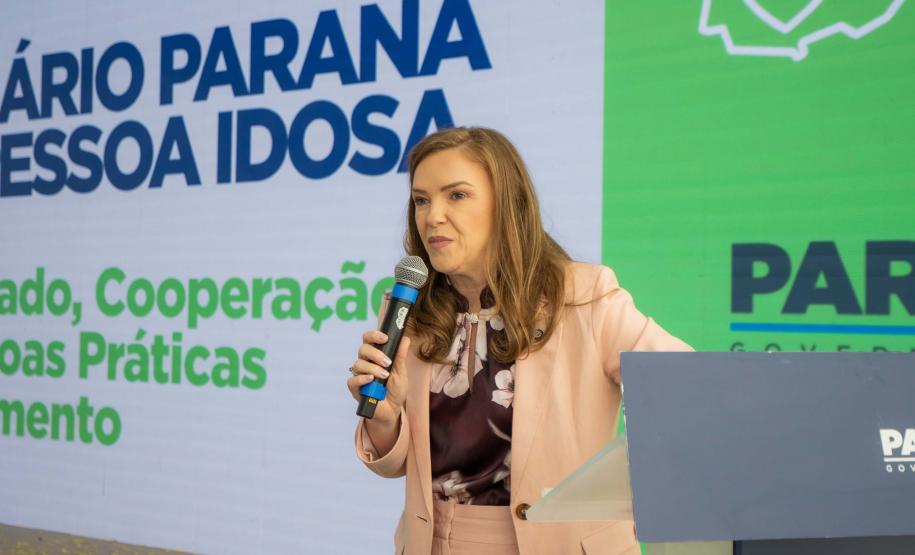 Paraná lança Cadastro do Cuidador e reforça cooperação em políticas para pessoa idosa