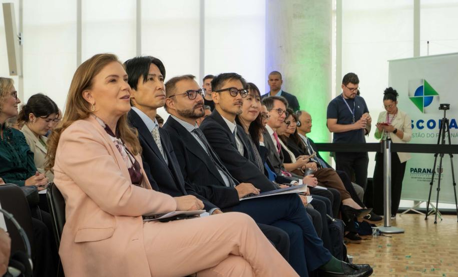 Paraná lança Cadastro do Cuidador e reforça cooperação em políticas para pessoa idosa