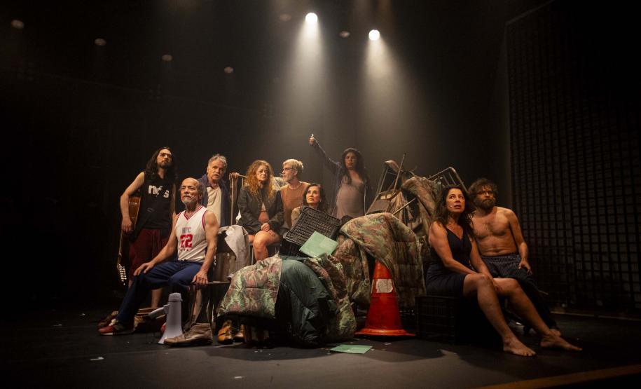 1.º museu-satélite, Festival de Curitiba e shows na Ilha do Mel marcam agenda da semana