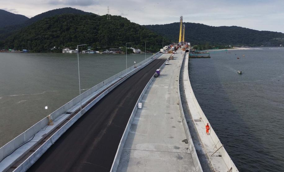 Começam as obras de pavimentação do tabuleiro da Ponte de Guaratuba