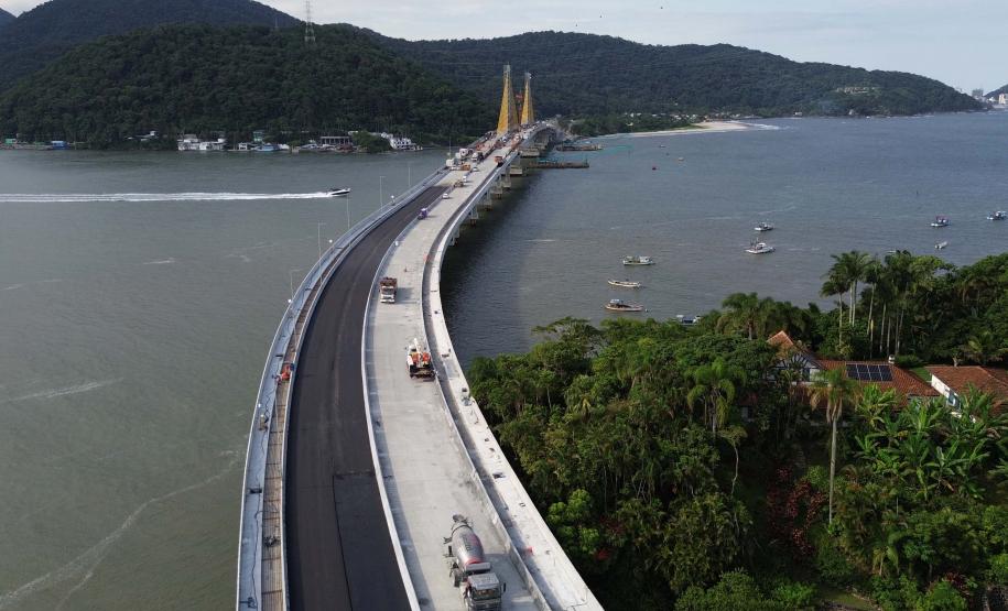 Começam as obras de pavimentação do tabuleiro da Ponte de Guaratuba