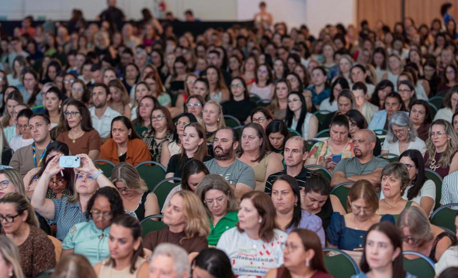 Com avanços em todas as etapas de ensino, Estado divulga resultados da Prova Paraná Mais 2025 aos municípios