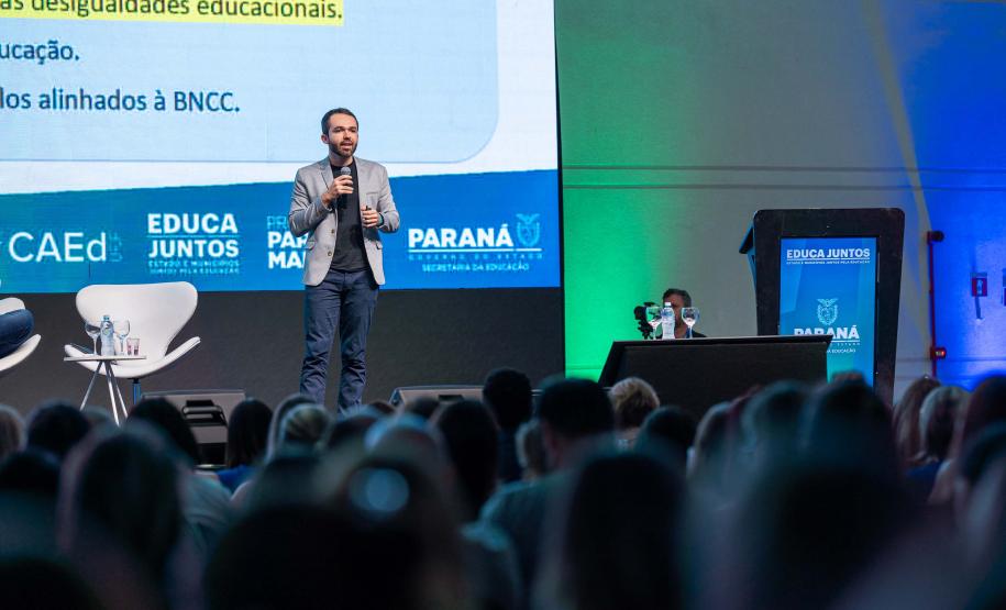 Com avanços em todas as etapas de ensino, Estado divulga resultados da Prova Paraná Mais 2025 aos municípios