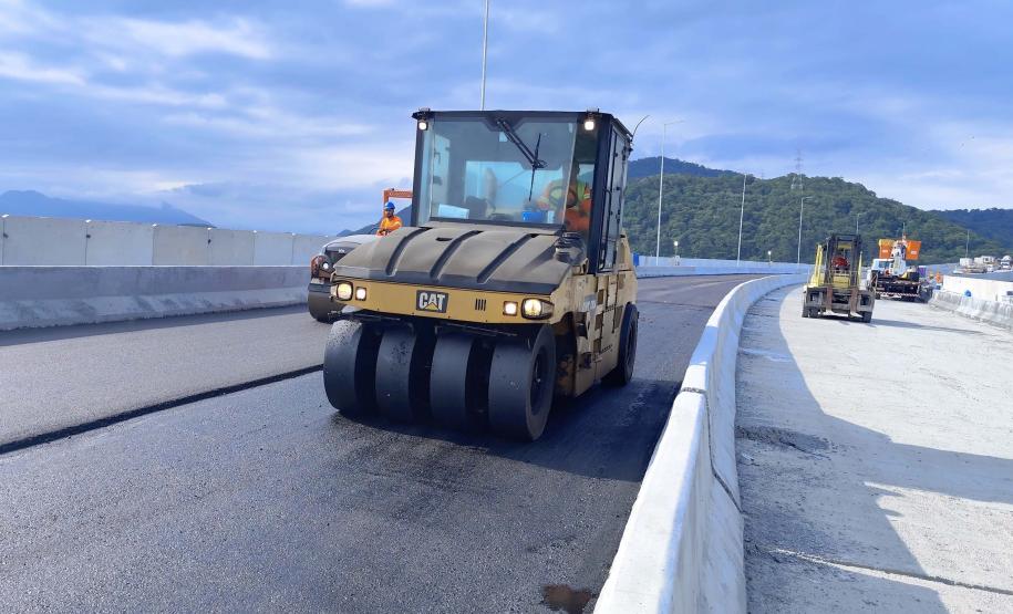 Começam as obras de pavimentação do tabuleiro da Ponte de Guaratuba