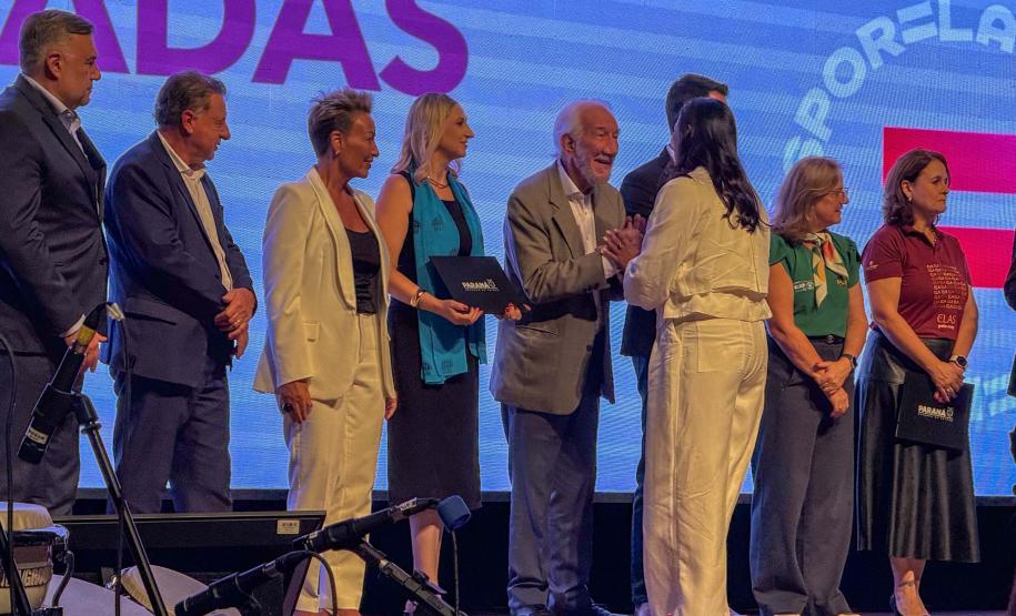 Casa Civil é 1º órgão do Estado a receber o selo “Nós Por Elas” de enfrentamento à violência contra mulher