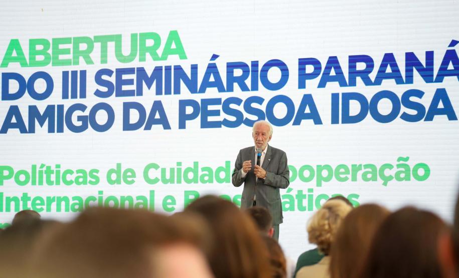 Paraná lança Cadastro do Cuidador e reforça cooperação em políticas para pessoa idosa