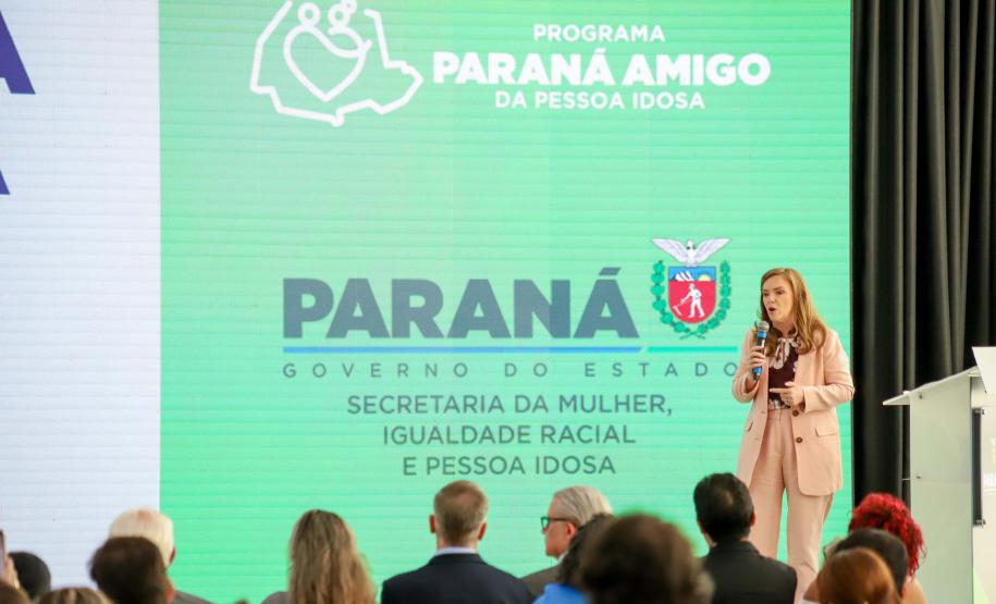 Paraná lança Cadastro do Cuidador e reforça cooperação em políticas para pessoa idosa