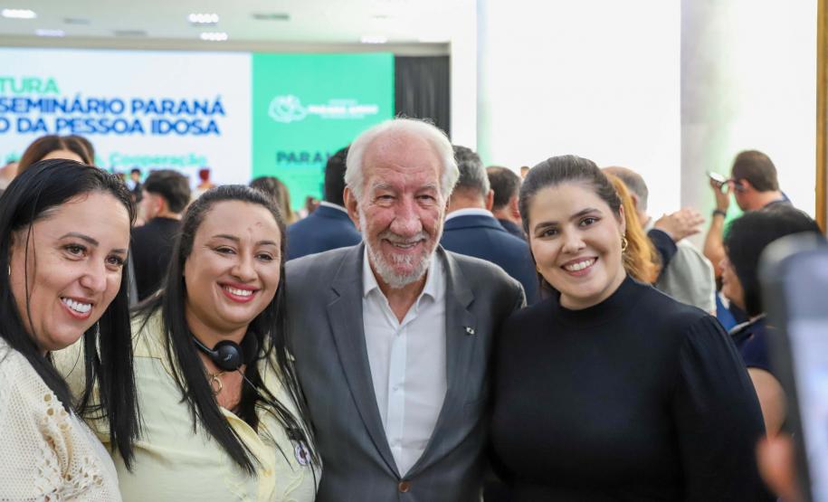 Paraná lança Cadastro do Cuidador e reforça cooperação em políticas para pessoa idosa