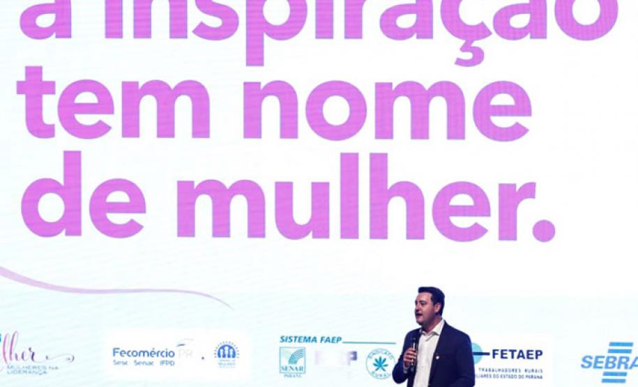 Governador Carlos Massa Ratinho Júnior participou nesta terça-feira (3) do evento Paraná Unido pelas Mulheres - As Protagonistas, no Teatro Guaíra.