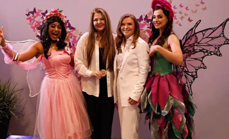 Governador Carlos Massa Ratinho Júnior participou nesta terça-feira (3) do evento Paraná Unido pelas Mulheres - As Protagonistas, no Teatro Guaíra.