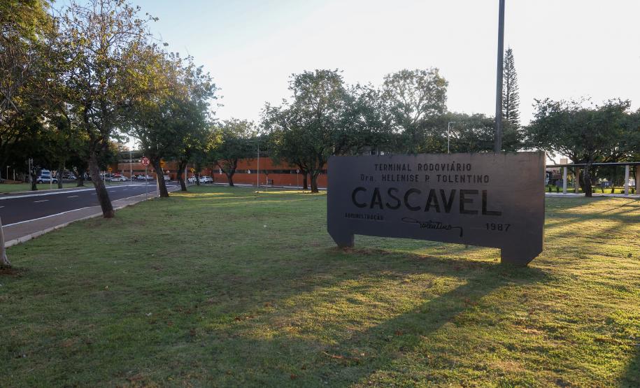 Governador reinaugura Rodoviária de Cascavel após maior reforma da história