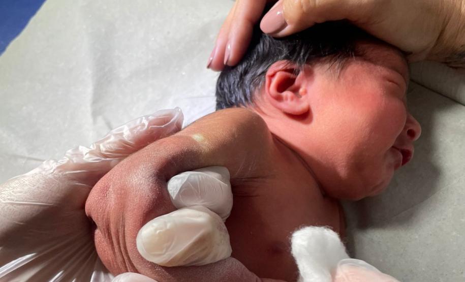 Paraná amplia estratégia de vacinação BCG em maternidades para blindar recém-nascidos contra a tuberculose