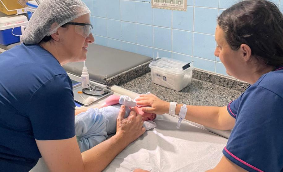 Paraná amplia estratégia de vacinação BCG em maternidades para blindar recém-nascidos contra a tuberculose