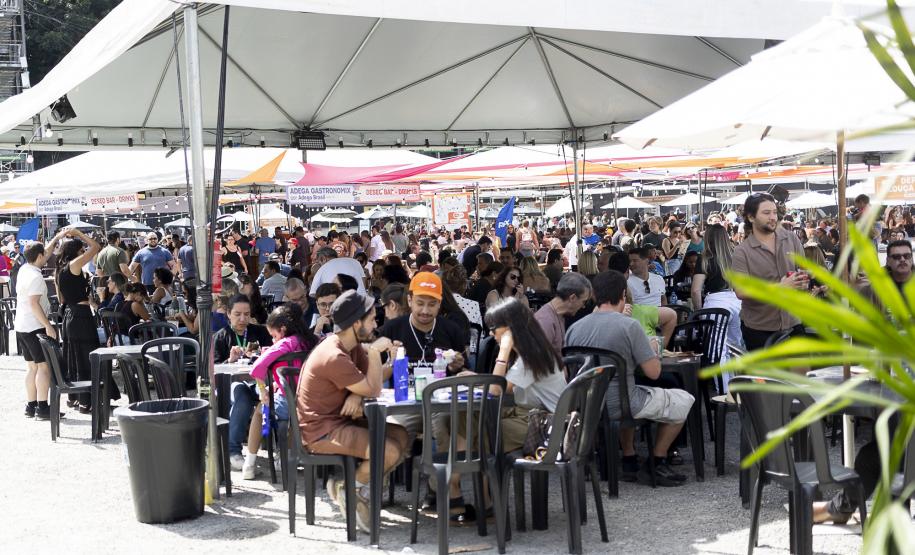 Com apoio do Estado, Festival de Curitiba movimentou a economia e serviços do turismo