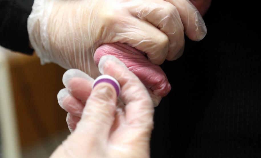 Paraná vai ampliar triagem neonatal e reforçar diagnóstico com rastreio de 51 doenças