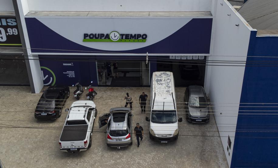 Tudo no mesmo local: Poupatempo Paraná ultrapassa 1,1 milhão de atendimentos