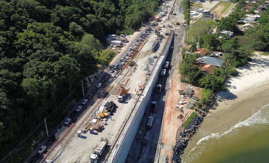 Ponte de Guaratuba já está 100% pavimentada e começa a ganhar iluminação final